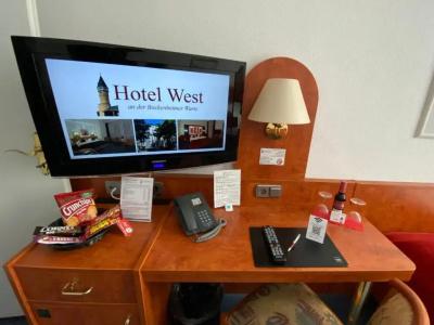 West an der Bockenheimer Warte - 49