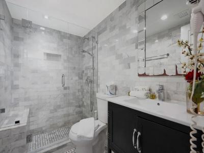 The Alexander All Suites - 554