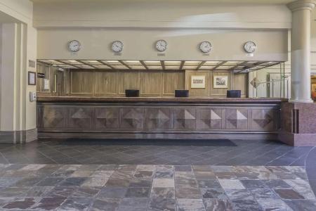 DoubleTree by Hilton North - 4