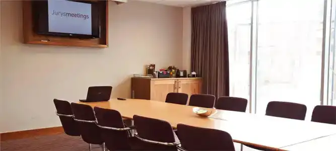 Jurys Inn Edinburgh - 13