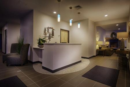 Sun & Ski Inn and Suites - 1