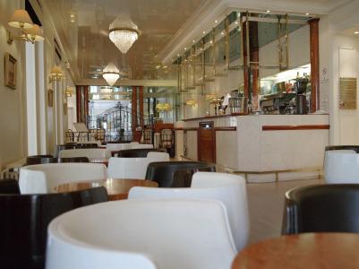 Hôtel Jeanne d'Arc - 16