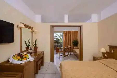 Vantaris Palace - 5