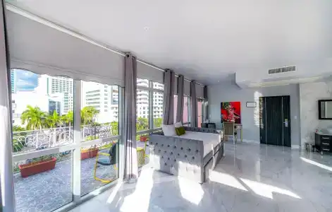Secret Garden Miami Beach - 2