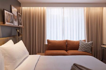 Rydges - 53