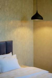 Day Inn - 10