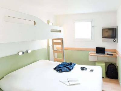 ibis Budget Pau Est - 28