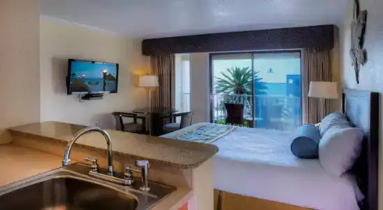 Sailport Waterfront Suites - 24