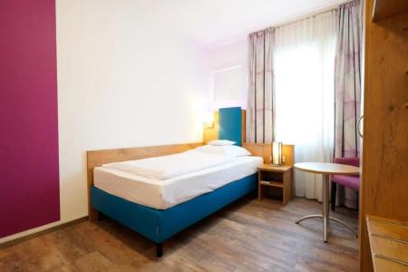 Bayerischer Hof - 21