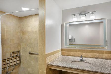 Best Western Plus Yosemite Gateway Inn - 62
