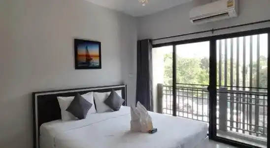 Bann Tawan Hostel & Spa - 6