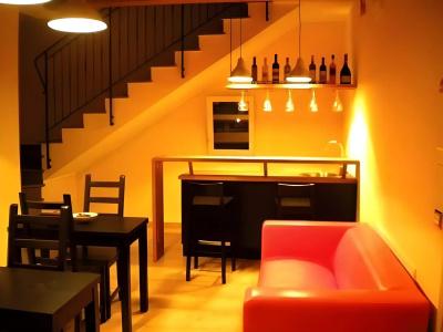 Insolent Inn - 7