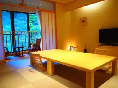 Yuraku Kinosaki Spa & Gardens - 4
