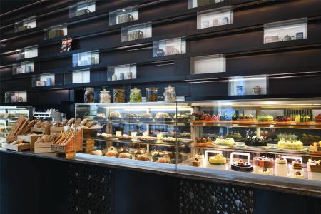 Kempinski Residences & Suites, - 14