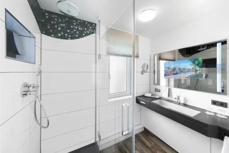SI-SUITES - 40
