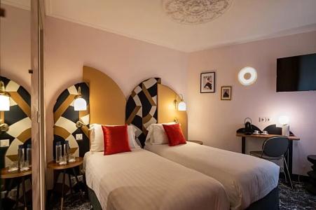 Royal Saint Germain - 105