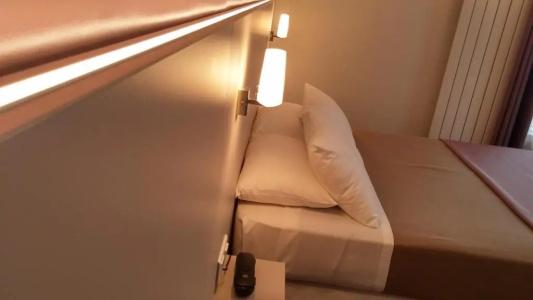 Modern - 4