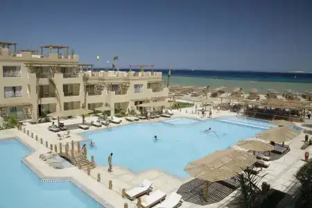Imperial Shams Abu Soma - 26