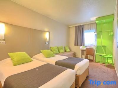 Campanile Roissy - 33