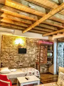 Parmis Boutique House - 43