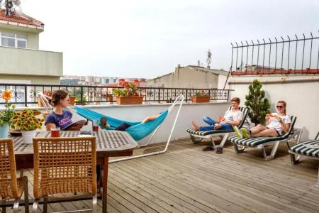 Hush Hostel Lounge - 17
