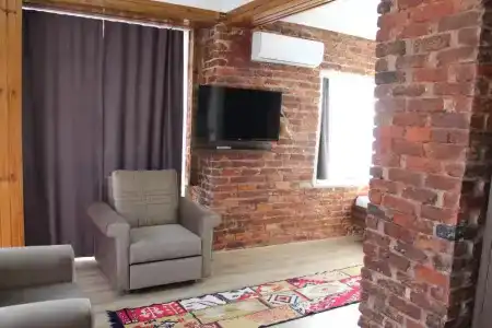 Han Suite - 123