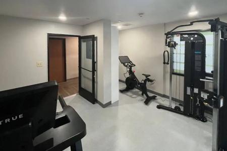 WoodSpring Suites - 28