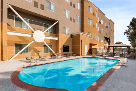 Holiday Inn Express & Suites Central - 23