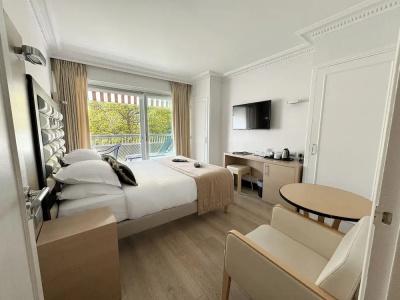 Hôtel Victoria - 112