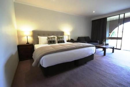 Bell Tower Inn - 11