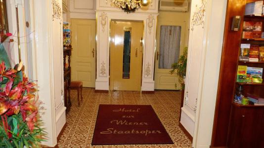 zur Wiener Staatsoper - 0