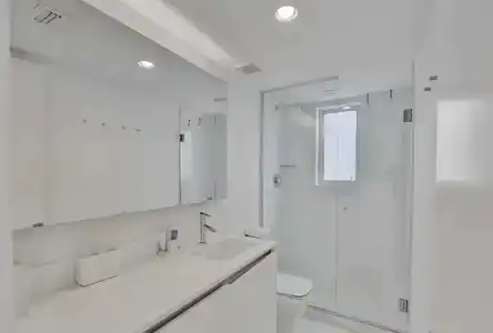 Beach Haus Key Biscayne Contemporary - 6