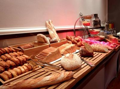 Hilton Brussels Grand Place - 10