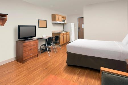WoodSpring Suites - 21