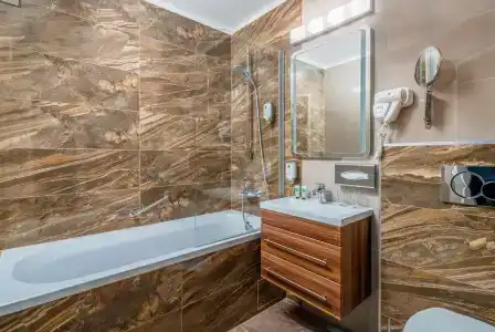 Best Western Plus Celebrity Suites - 89