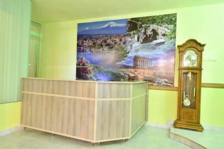 Green Hostel and Tours - 5