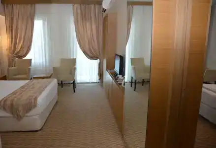 Tripolis - 4