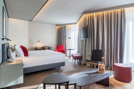 Canopy by Hilton Madrid Castellana - 52
