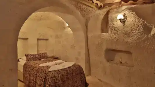 Phocas Cave Suites - 103