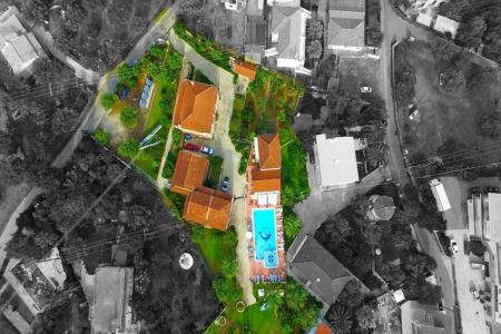 Marietta's Resort - 11