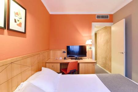 Hôtel Des Artistes - 35