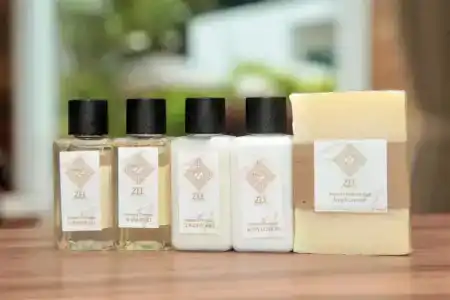 Zee Luxury Boutique - 27