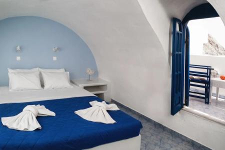 Roula Villa Studios & - 200