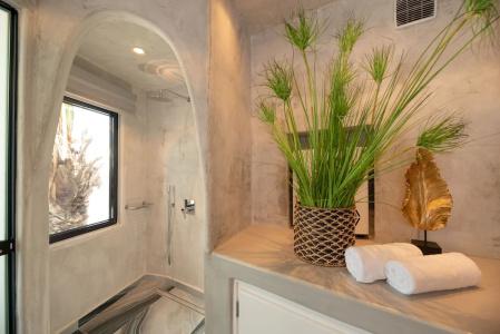 Daydream Luxury Suites - 113