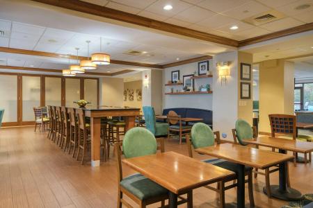 Hampton Inn University Area - 20