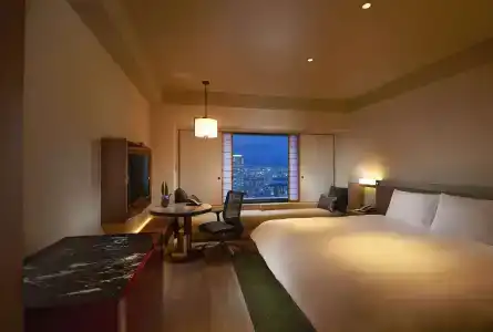 Hilton Osaka - 4