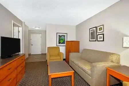 La Quinta Inn by Wyndham Tucson East - 20