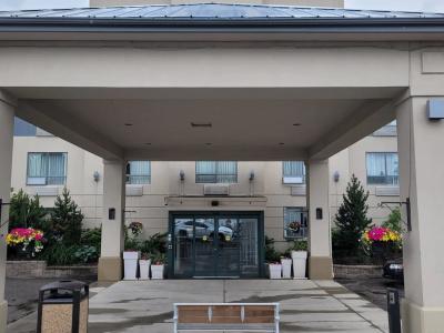Rodeway Inn & Suites - 36