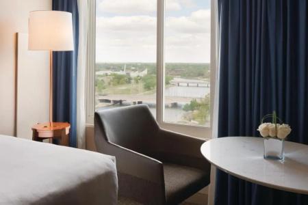 Hyatt Regency - 54