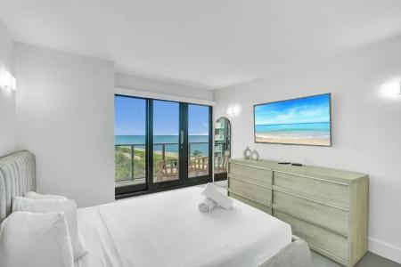 The Alexander All Suites - 766